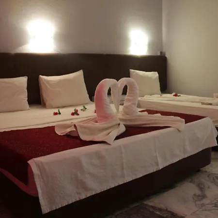 호텔 Zeus Turunc Hotel 말마리스