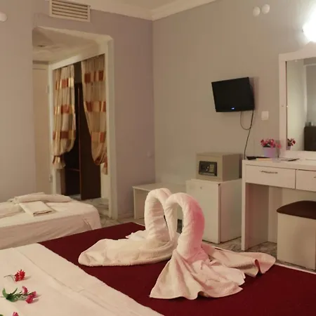 호텔 Zeus Turunc Hotel 3*