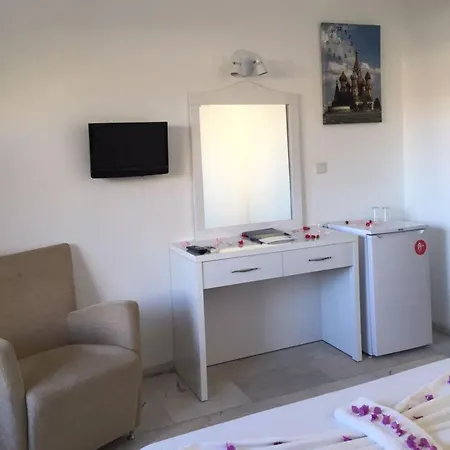 Zeus Turunç hotel 3*